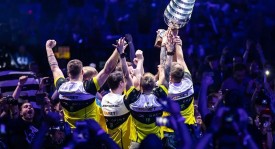 淘汰赛阶段采用BO3赛制，战术储备成为胜负关键